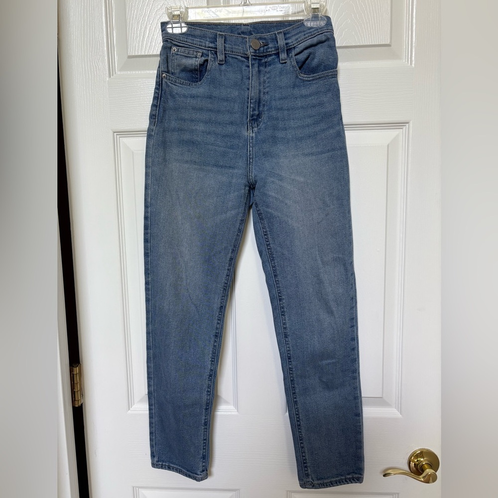 BDG Urban Outfitters Women’s Size 6 Girlfriend Denim Jeans